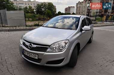 Універсал Opel Astra 2009 в Калуші
