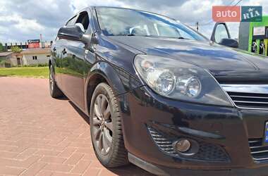 Универсал Opel Astra 2010 в 