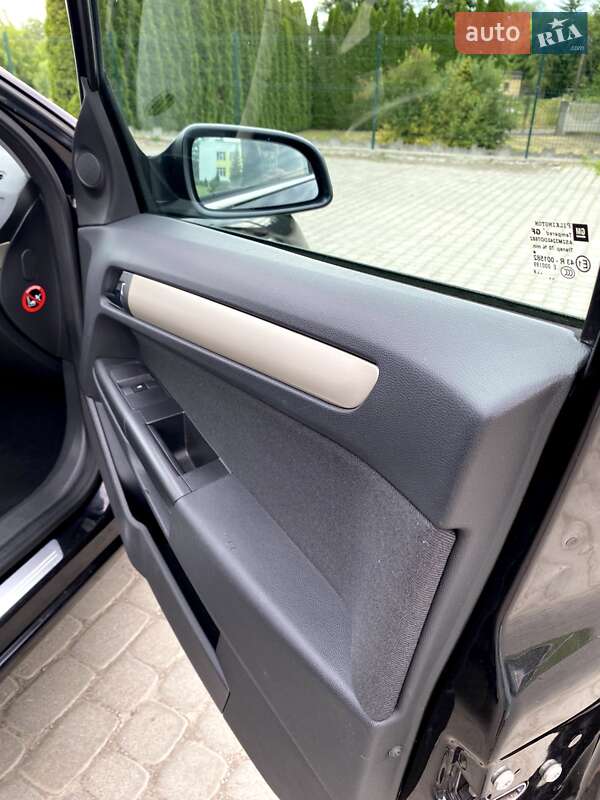 Универсал Opel Astra 2008 в Самборе