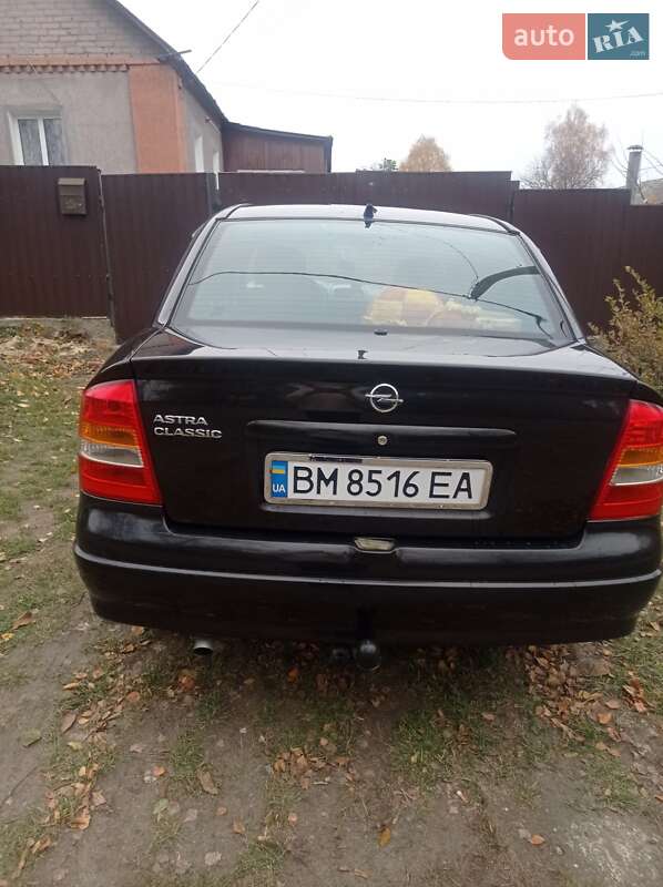 Седан Opel Astra 2008 в Ромнах
