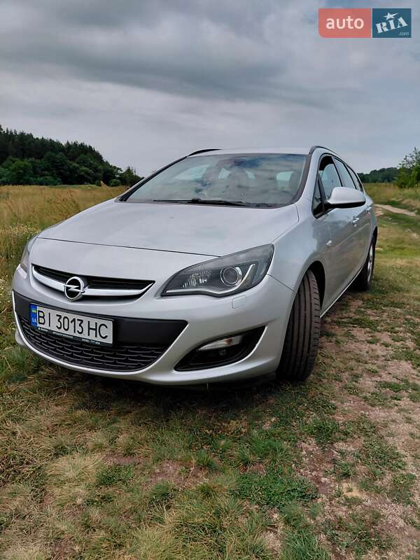 Универсал Opel Astra 2015 в Ахтырке фото 11 Универсал Opel Astra 2015 в Ахтырке