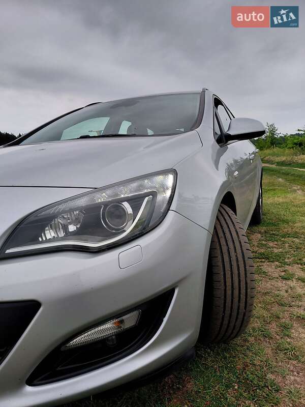 Универсал Opel Astra 2015 в Ахтырке фото 25 Универсал Opel Astra 2015 в Ахтырке