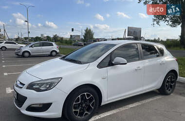 Хэтчбек Opel Astra 2013 в Луцке