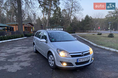 Универсал Opel Astra 2005 в 