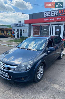 Універсал Opel Astra 2009 в Черкасах