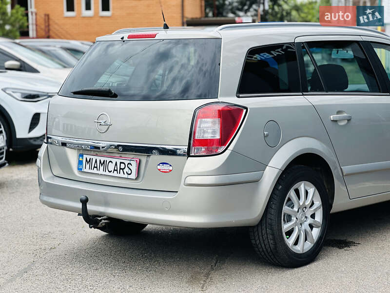 Універсал Opel Astra 2007 в Харкові