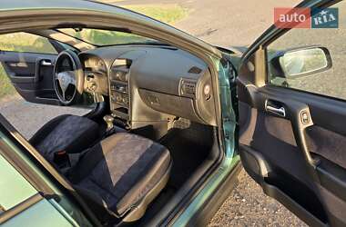 Универсал Opel Astra 2000 в 