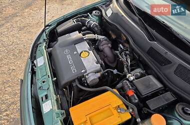 Универсал Opel Astra 2000 в 