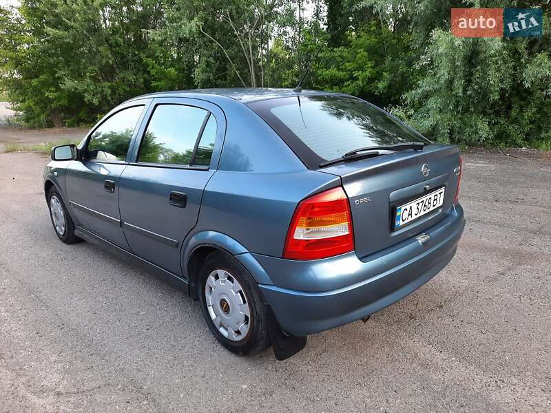 Хэтчбек Opel Astra 1999 в Черкассах