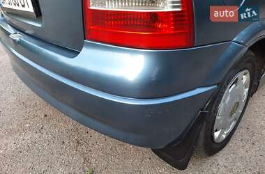 Хэтчбек Opel Astra 1999 в 