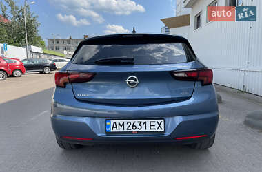 Хэтчбек Opel Astra 2016 в 