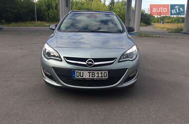 Универсал Opel Astra 2015 в Староконстантинове