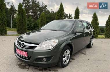 Универсал Opel Astra 2009 в Бучаче