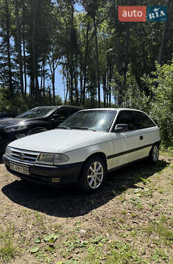 Хетчбек Opel Astra 1992 в Новояворівську