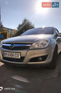 Хэтчбек Opel Astra 2008 в Сумах