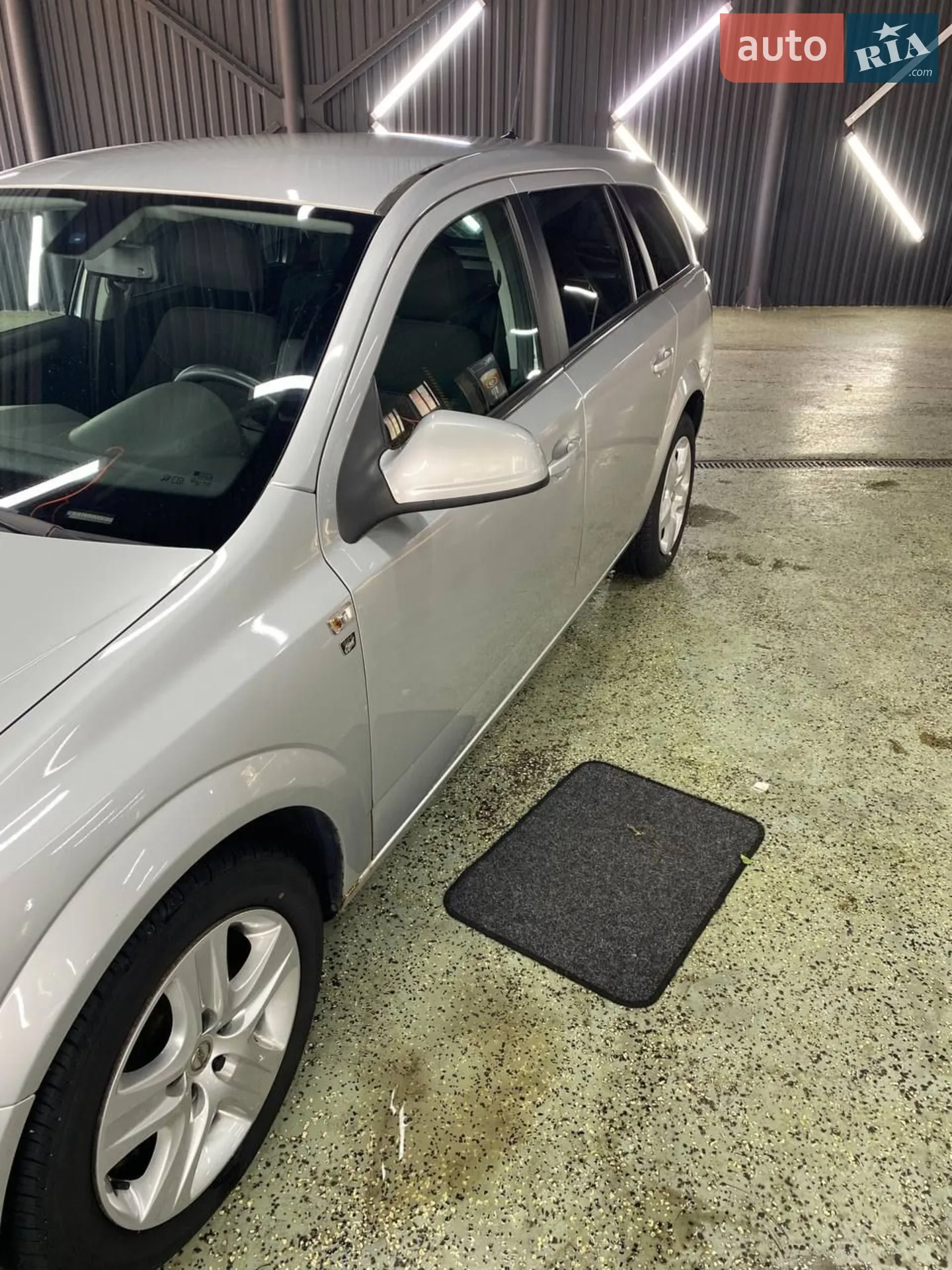 2010 Opel Astra - мініатюра 8