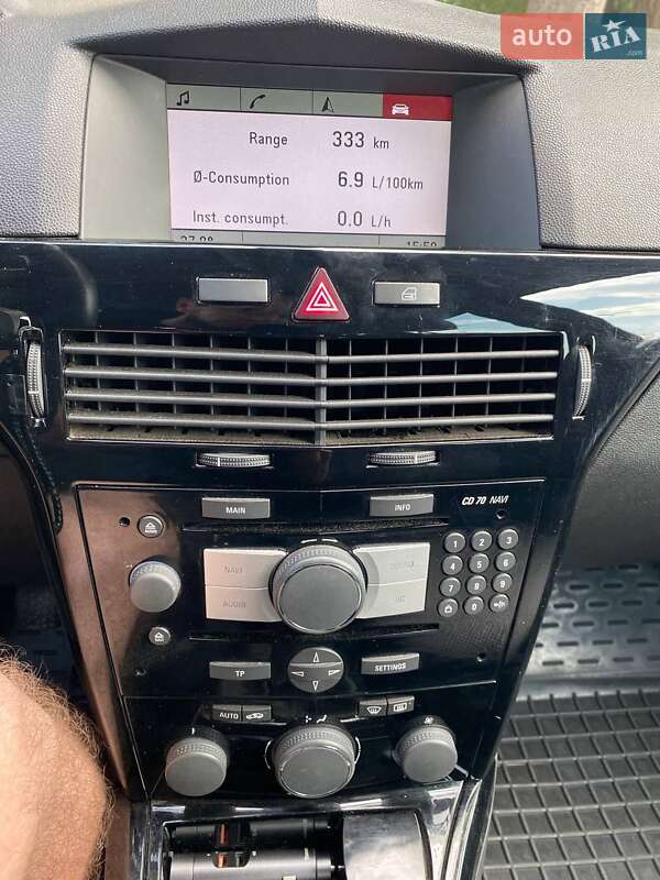 Универсал Opel Astra 2010 в Кривом Роге