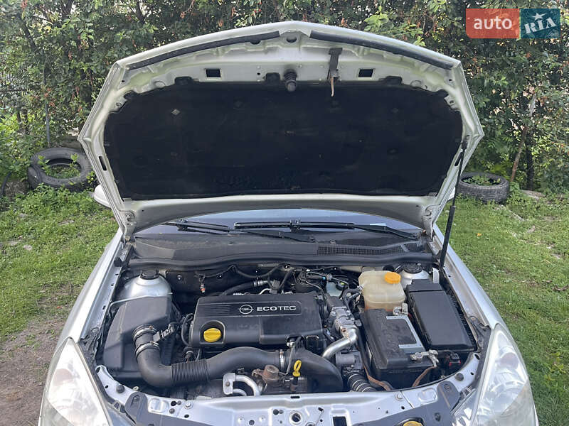Универсал Opel Astra 2008 в Тернополе