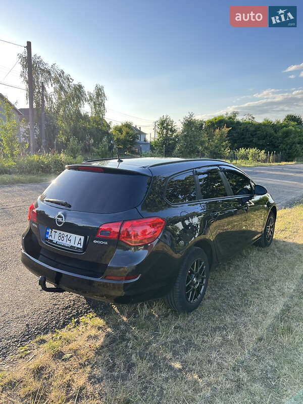 Универсал Opel Astra 2011 в Галиче фото 12 Универсал Opel Astra 2011 в Галиче