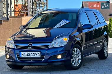Універсал Opel Astra 2009 в Дрогобичі