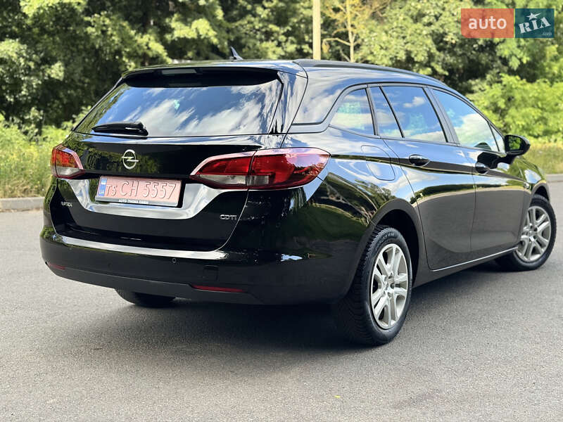 Универсал Opel Astra 2017 в Красилове