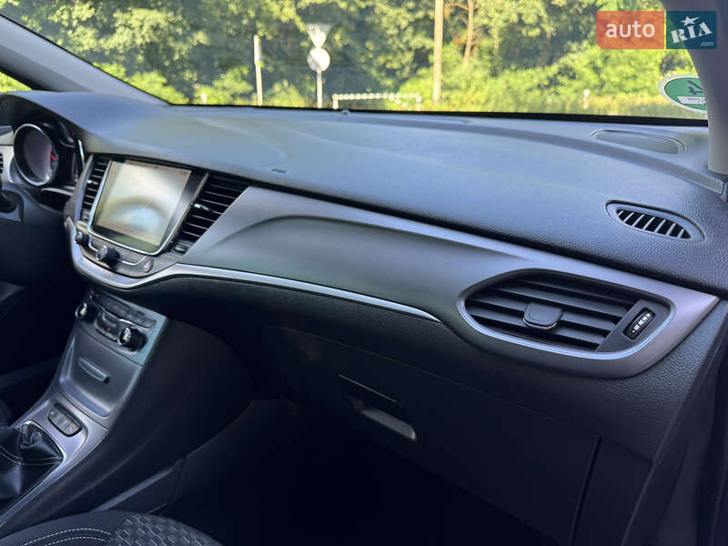 Универсал Opel Astra 2017 в Красилове
