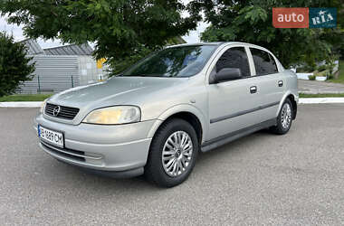 Седан Opel Astra 2006 в Києві