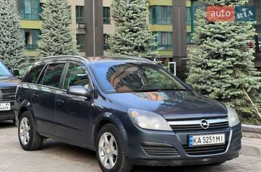 Универсал Opel Astra 2006 в 