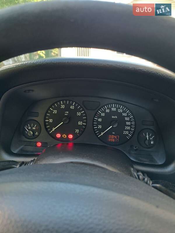 Седан Opel Astra 2006 в Калуші