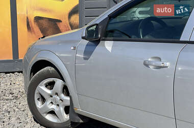Универсал Opel Astra 2006 в 