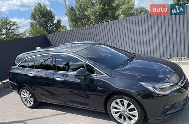 Універсал Opel Astra 2016 в Дніпрі