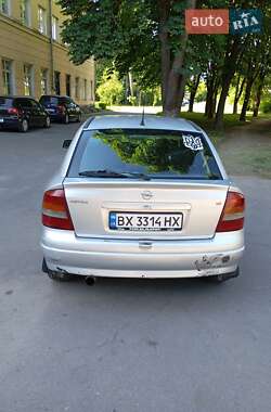 Универсал Opel Astra 2004 в 