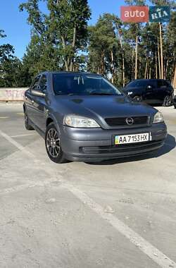 Седан Opel Astra 2008 в Киеве