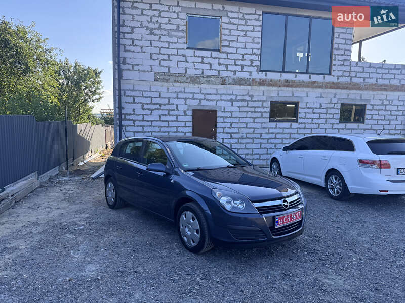 Хэтчбек Opel Astra 2006 в Звенигородке фото 6 Хэтчбек Opel Astra 2006 в Звенигородке