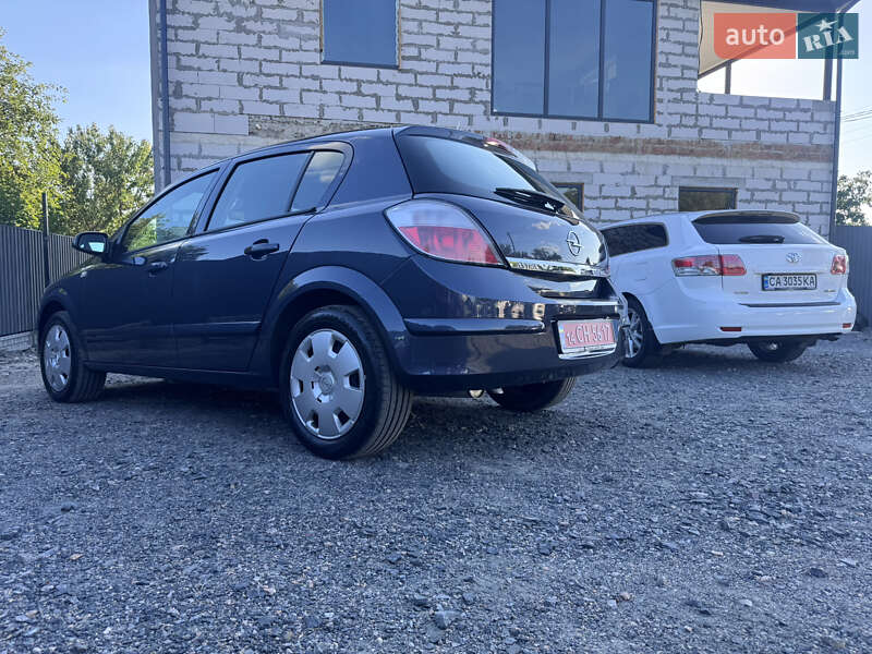 Хэтчбек Opel Astra 2006 в Звенигородке фото 21 Хэтчбек Opel Astra 2006 в Звенигородке