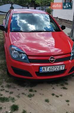 Хетчбек Opel Astra 2004 в Коломиї