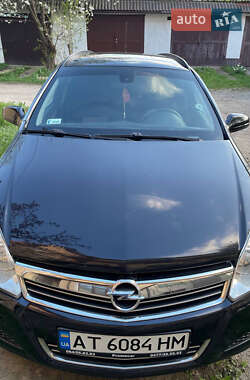 Универсал Opel Astra 2007 в Ивано-Франковске