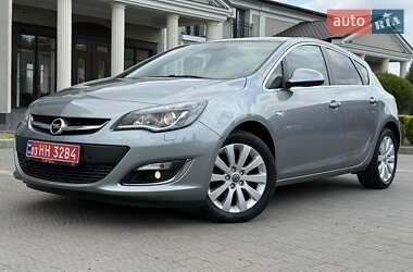 Хэтчбек Opel Astra 2014 в Стрые