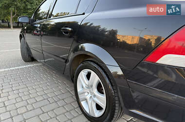 Седан Opel Astra 2008 в 