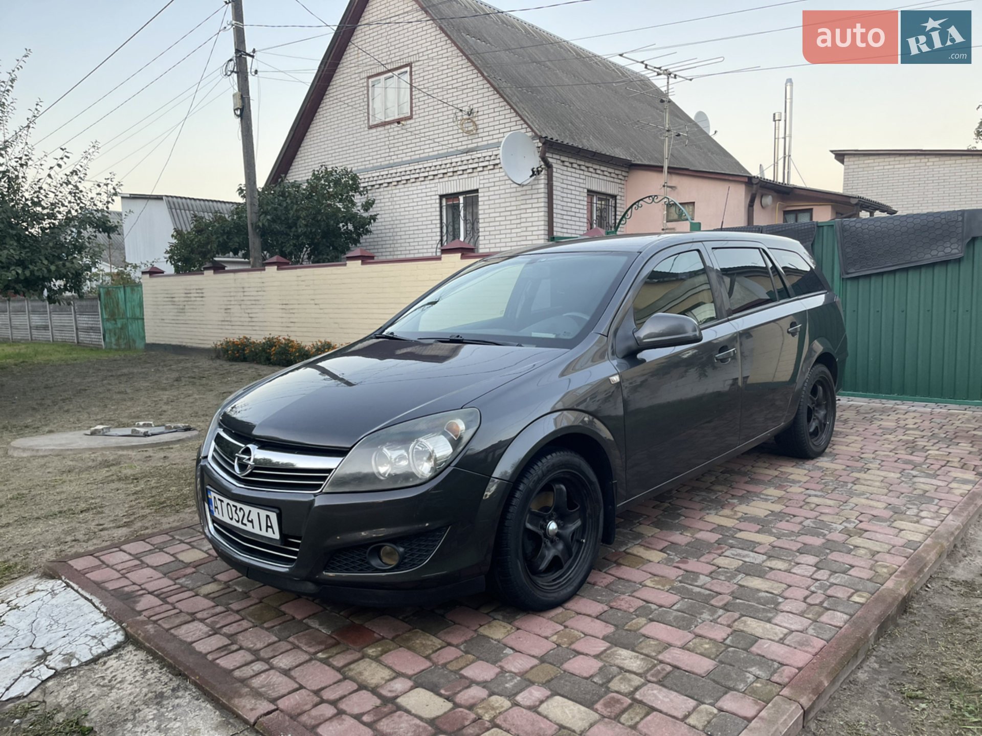 2011 Opel Astra - мініатюра 3