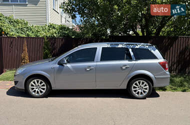 Универсал Opel Astra 2009 в Борисполе
