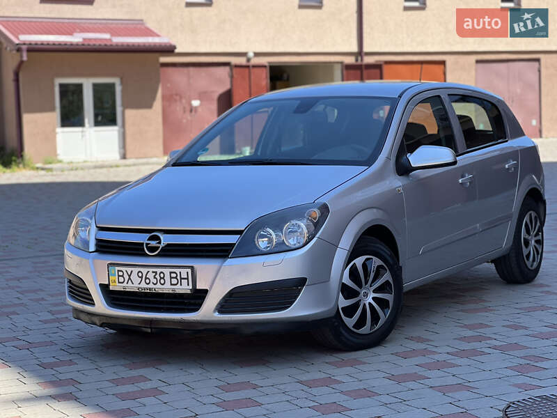 Хетчбек Opel Astra 2006 в Івано-Франківську