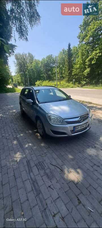 Универсал Opel Astra 2007 в Покровском