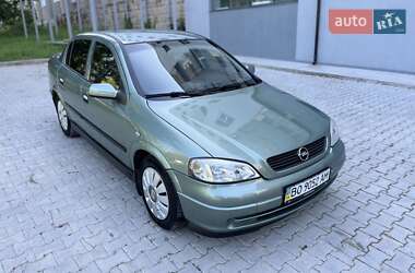 Седан Opel Astra 2008 в Каменец-Подольском