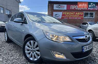 Хетчбек Opel Astra 2011 в Смілі