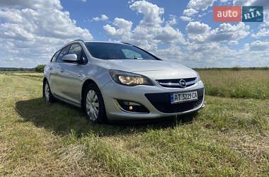 Універсал Opel Astra 2013 в Краснокутську