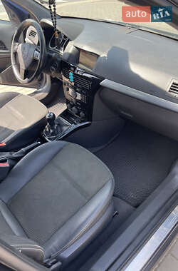 Универсал Opel Astra 2009 в 