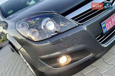 Универсал Opel Astra 2010 в 