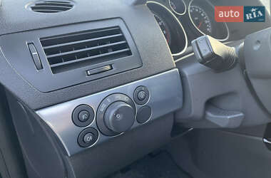 Универсал Opel Astra 2010 в 