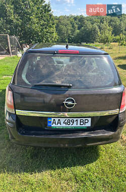 Универсал Opel Astra 2007 в 